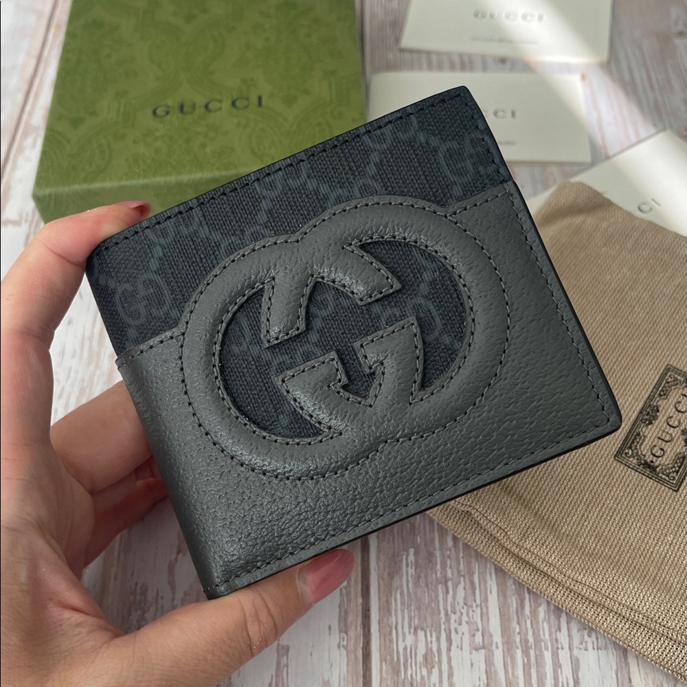 $950 New, Authentic GUCCI Black Leather & Signature gray Leather Men's Wallet